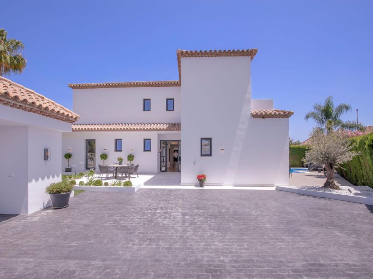 Vacation Marbella I Villa Lina, Golf Valley, Private Heated Pool, Jacuzzi, Close To The Marina Bagian luar foto