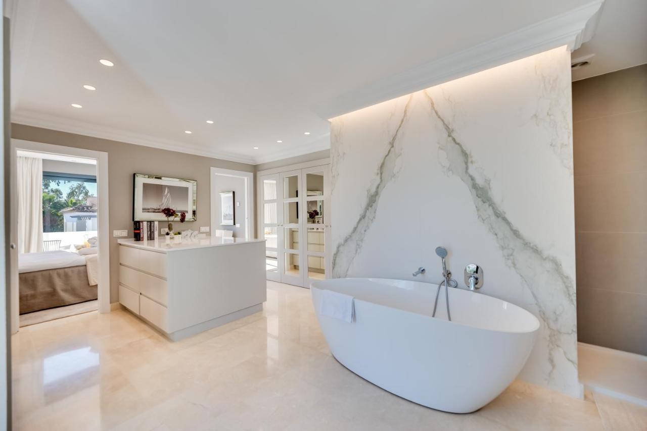 Vacation Marbella I Villa Lina, Golf Valley, Private Heated Pool, Jacuzzi, Close To The Marina Bagian luar foto